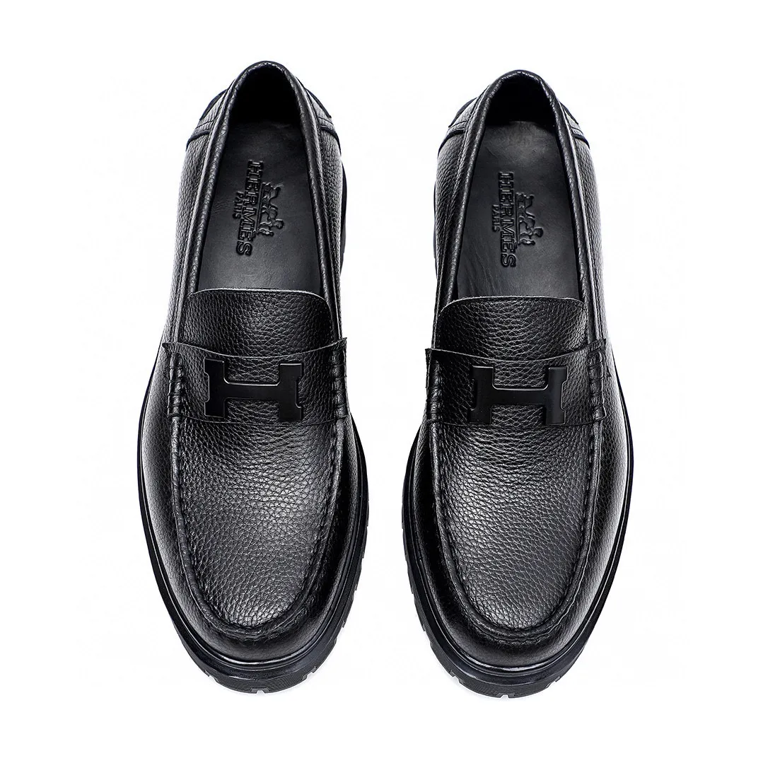 Men's shoes 💰700 💐[HERMES] popular men's shoes counter original items! The world's top brands...Luxury quality...//Fashion and high-end footwear 👍💪🏻...give you a low-key luxury comfort experience👍. The upper is made of pure Italian-imported original top-layer pebbled cowhide. Sweat-absorbent cowhide leather lining. Comfortable and breathable. The original rubber-plastic flower foam light outsole is high-end and classy. Luxurious and noble!! .. OEM factory shipment [Hug] stall.. Original plate. Welcome to taste..39-45 (38.45.46🉑️Customized)